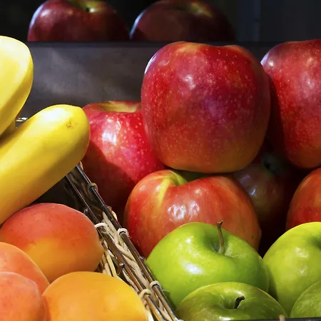 מלון Du Plat D'etain 3*