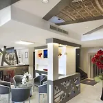 Du Plat D'etain Hotel