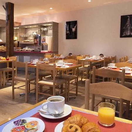 Du Plat D'etain Hotel