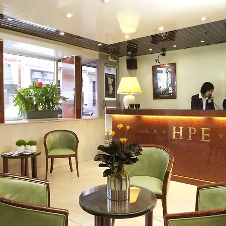 Du Plat D'etain Hotel