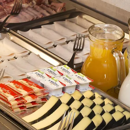 Hotel Du Plat D'etain Parigi