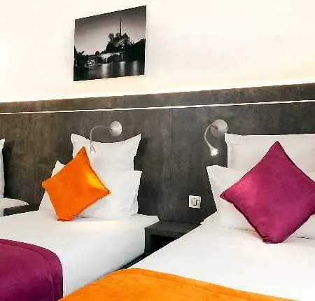 Du Plat D'etain Parijs