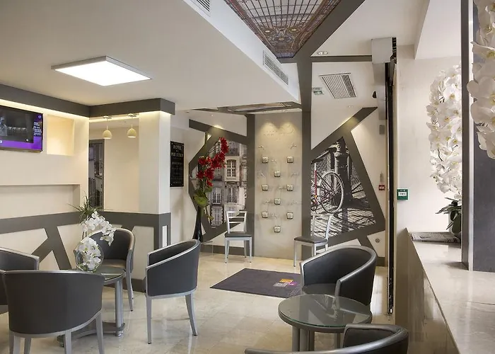 Du Plat D'etain Hotel Paříž