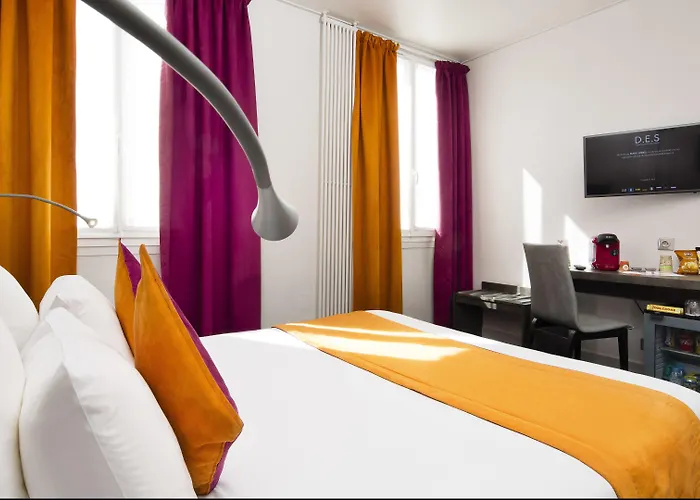 Hotel Du Plat D'etain Paříž