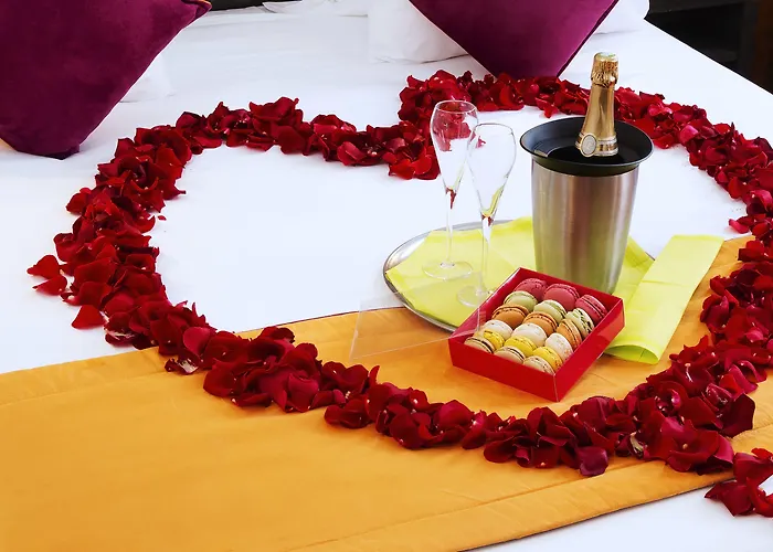 Du Plat D'etain Hotel