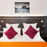 Hotel Du Plat D'etain 3*
