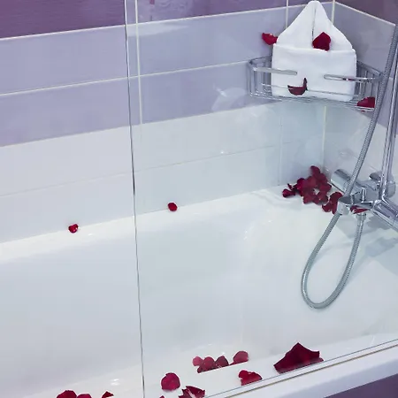 מלון Du Plat D'etain