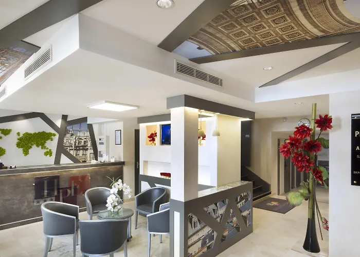 Du Plat D'etain Отель